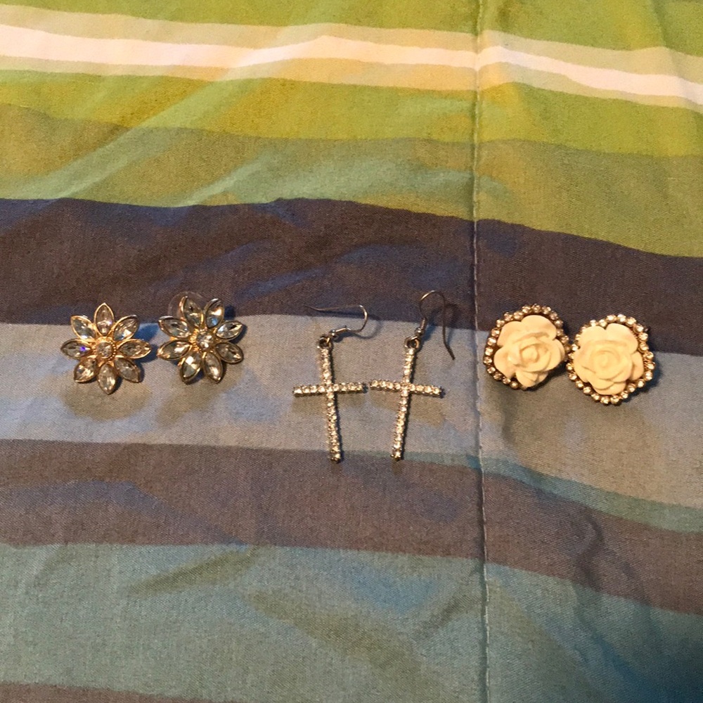 Jewelry - Picture 5 of 6